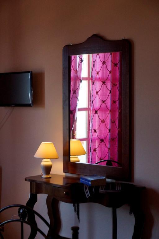 Bed and Breakfast La Casa Di Miro Катандзаро Экстерьер фото